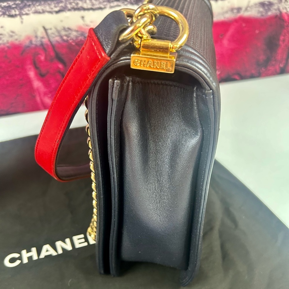 Chanel Le boy Maxi Blue and Red with Gold Chain - Picture 7 of 13